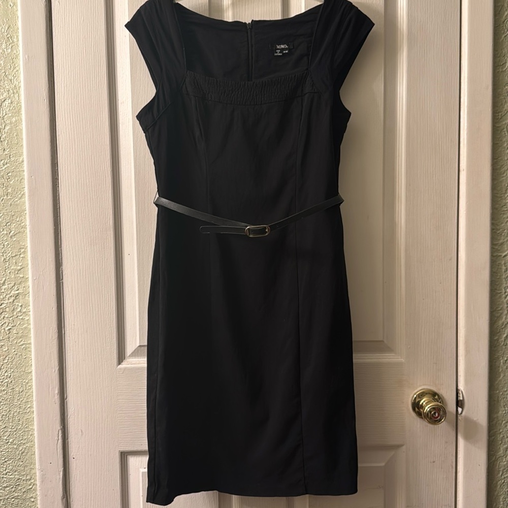 Black cap sleeves stretch poplin midi length belted sheath dress size 11/12